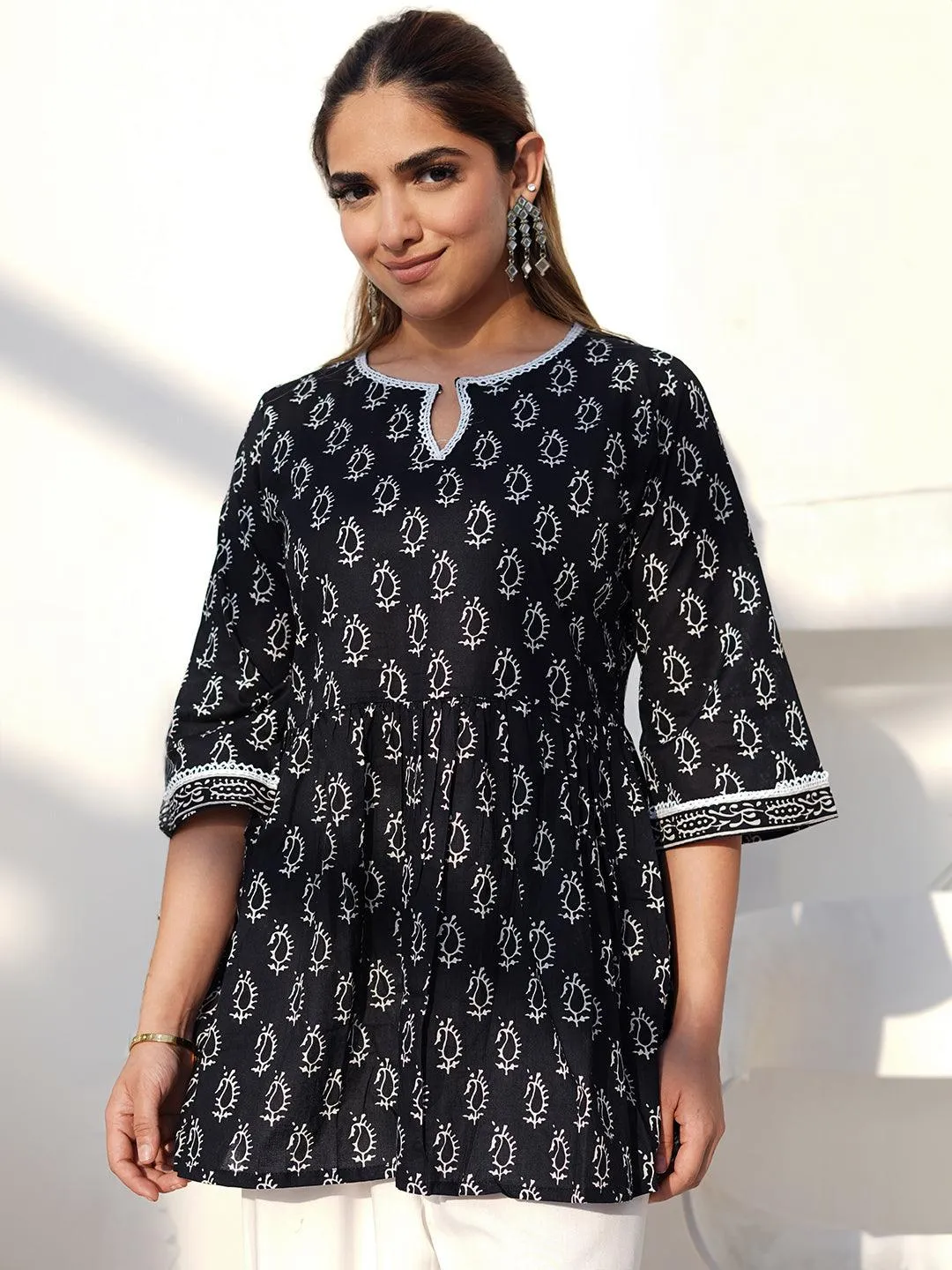 26590.webp Black Printed Cotton A-Line Kurti - Image 1